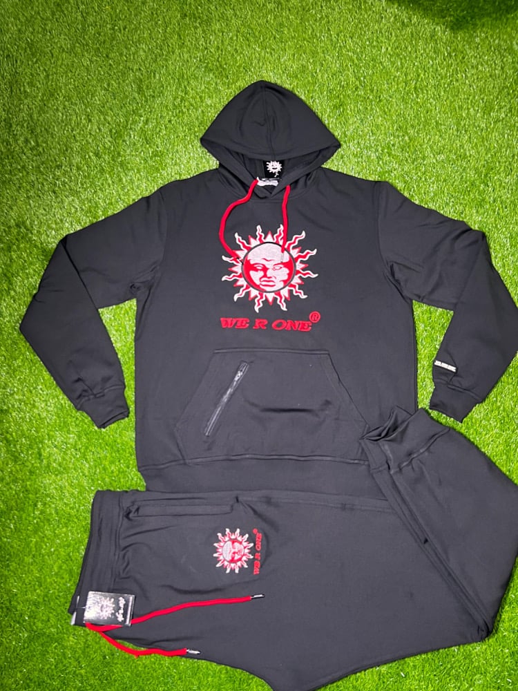 Image of THE ONE PULLOVER DRI FIT UNIT BLACK/RED