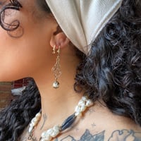 Image 3 of AMÉLIE PEARL DROP EARRINGS 