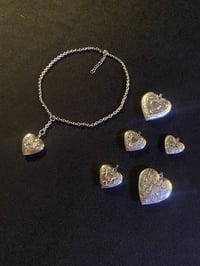 Image 14 of Ellen Hutter Locket