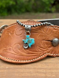 Kingman Texas Pendant w/ Flower 