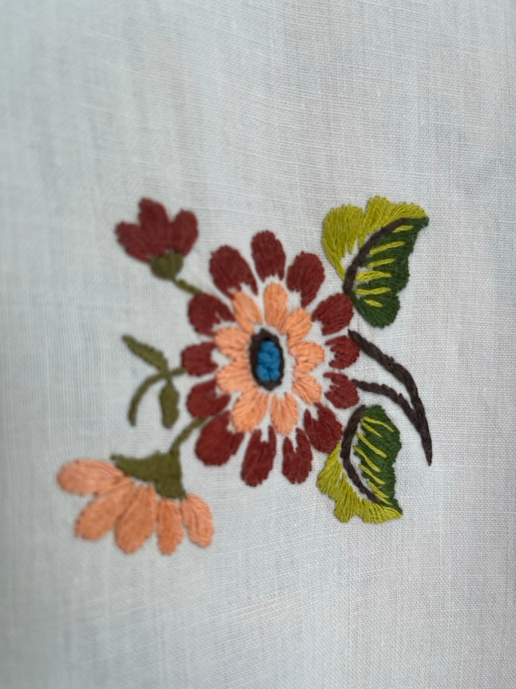 Image of Orange/brown flower (x-small)