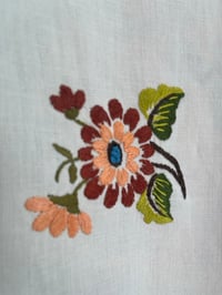 Image 5 of Orange/brown flower (x-small)