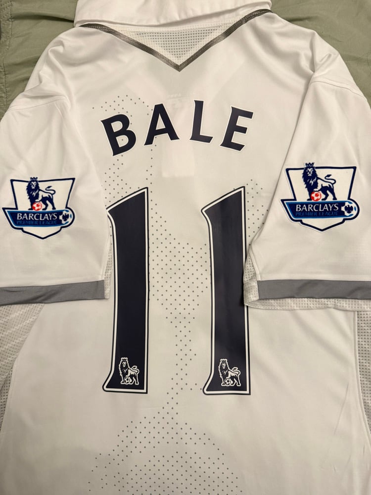 Image of Tottenham Hotspur “BALE 11” 2012/13 Home Shirt + patches  (XL)