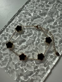 Image 12 of Flower bracet  花朵手链