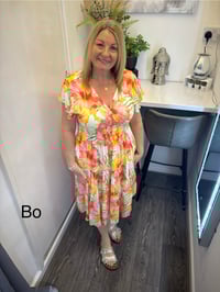 Bo - Angel Sleeve Midi Dress