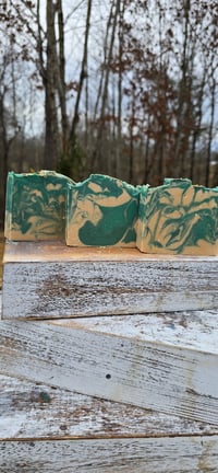 Image 2 of Tobacco Bay and Bayleaf 