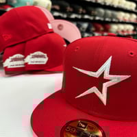Image 3 of New Era 59Fifty Scarlet Metallic Iris 