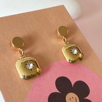 Image 5 of Puffy Gold Square on a circular stud