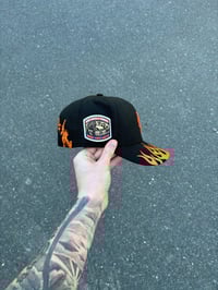 Image 4 of BLACK FLAMING ASPHALT  NEW YORK METS CUSTOM FITTED CAP