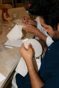 Image 2 of enero · bordado y vino · Madrid