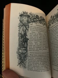 Image 13 of Missel de Jeanne d’Arc, 1905, reliure cuir et feuille d’or, intérieur soie rouge.