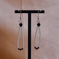 Image 1 of White/black jaatłool