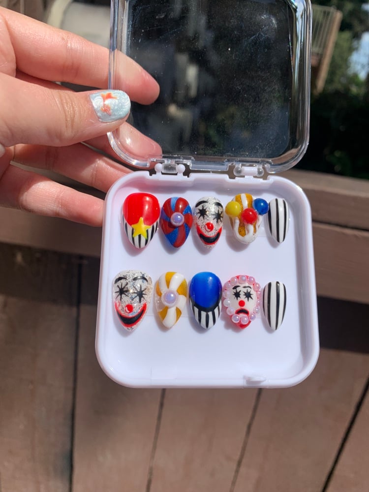 Image of Vintage Circus Nails