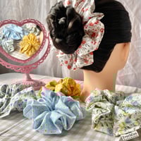 Image 6 of Floral Scrunchies (Medium)