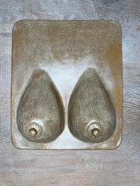 Image 3 of Pat relief beige