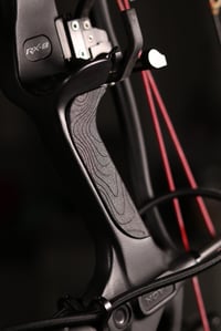 Image 4 of Hoyt RX-7 Carbon Grip