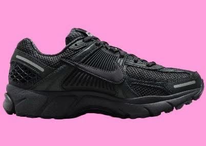 Nike Vomero 5 (BLACK) 
