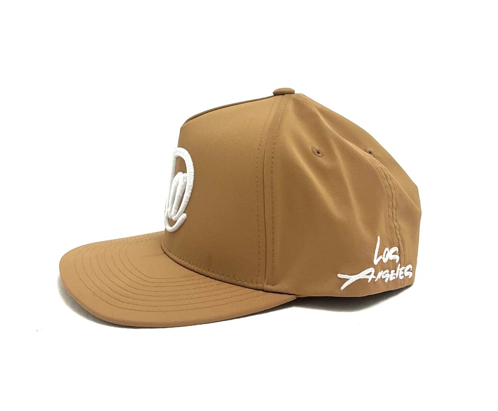 Image of @La Light brown 