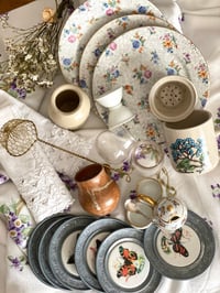 Image 1 of Box de Brocante « Papillon de campagne »