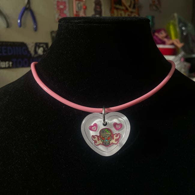 cyber tube necklace 💀🎀