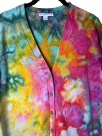 Image 7 of ♻️ UPCYCLED L 100% Cotton Pocket Cardigan in Watercolor Ice Dye