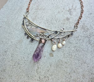 Amethyst and pearl necklace 