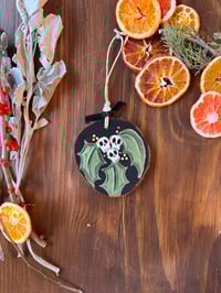 Image 3 of Merry Creepmas