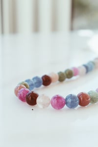 Image 3 of Colar Color II