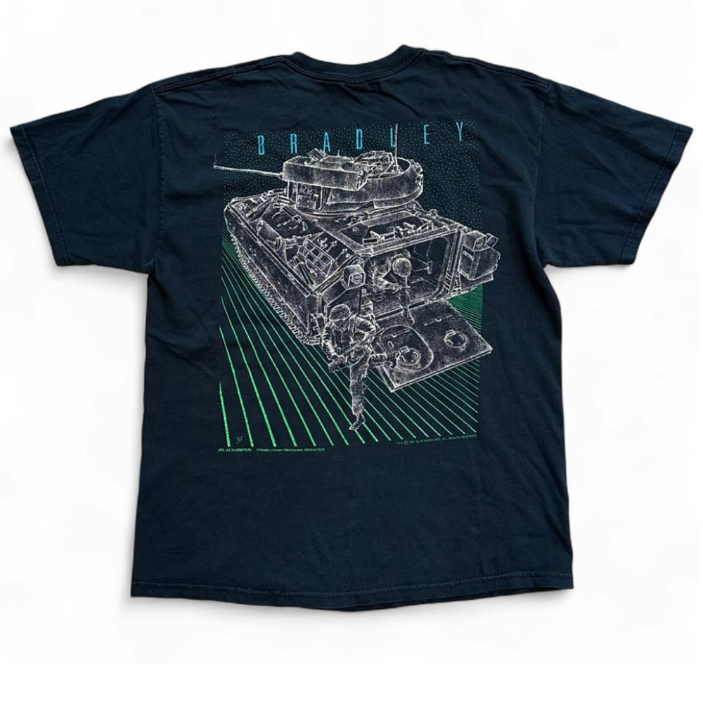 Image of 1990s Bradley Tank Blackbird Graphic Tee (L)