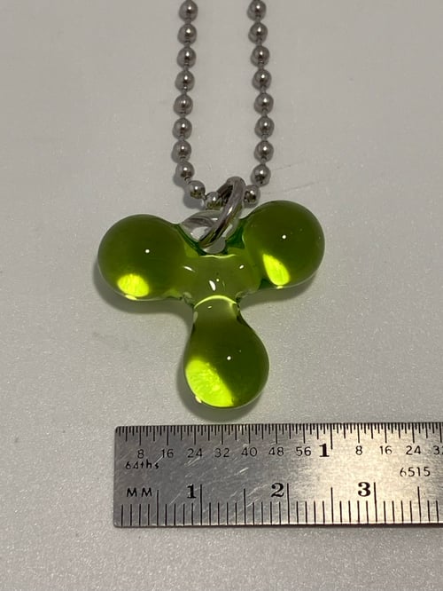 Image of lime green trefoil