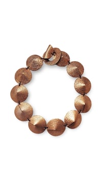 Image 12 of Collana scultura, artigianale, in pelle, modello: TORTOISE