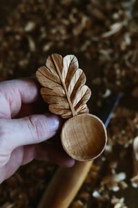 Image 1 of ~Oak leaf Scoop~