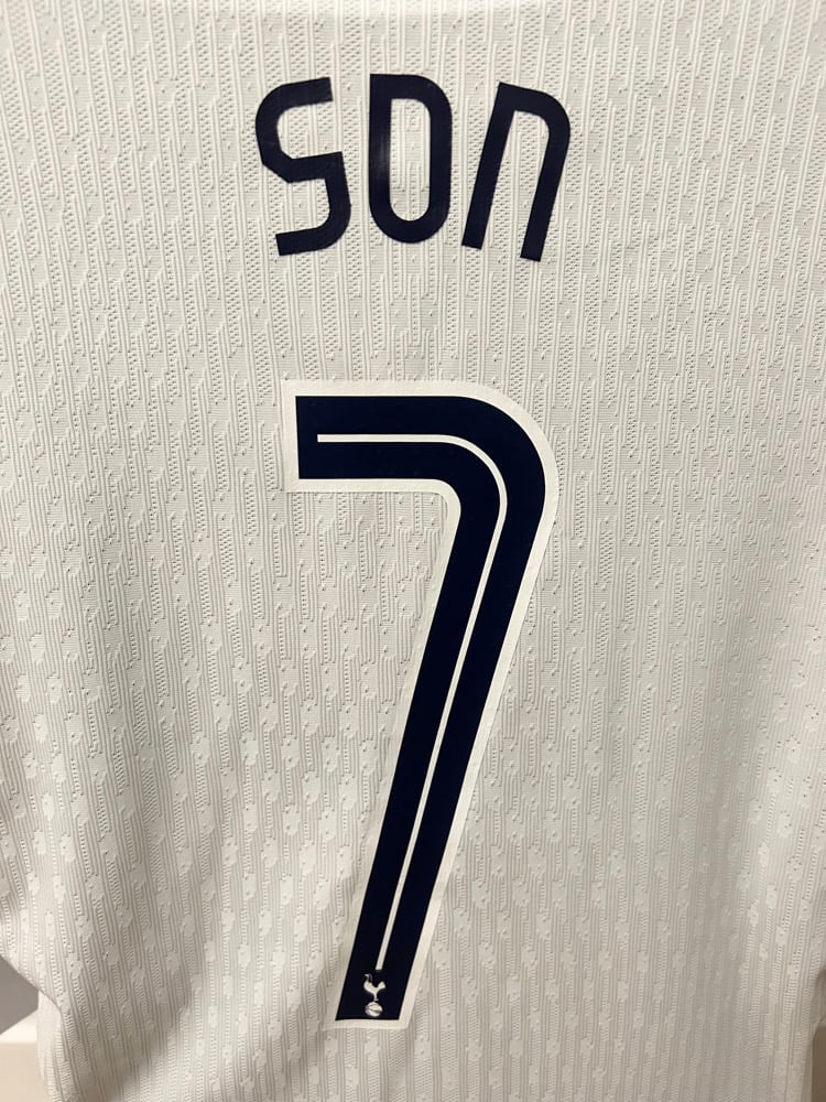 Image of Tottenham Hotspur “SON 7” Vaporknit 2024/25 Home Europa Final Shirt  (L)