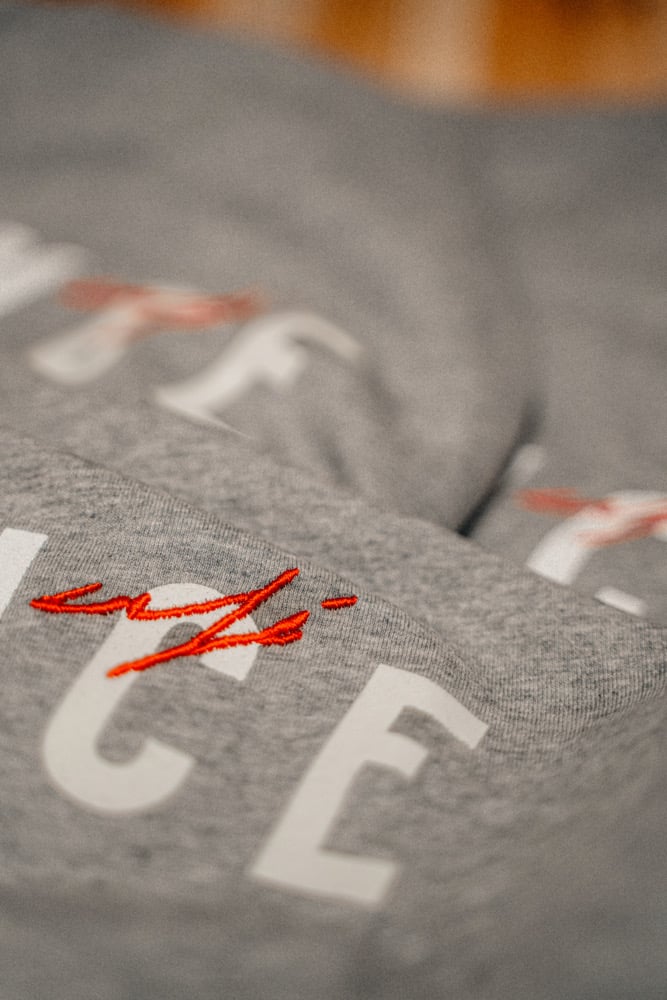 La Chance Classic embroidered  Image 3