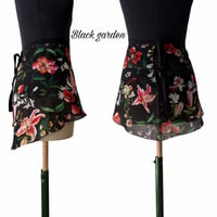 Image 2 of Sales Floral prints and Marble XS length  