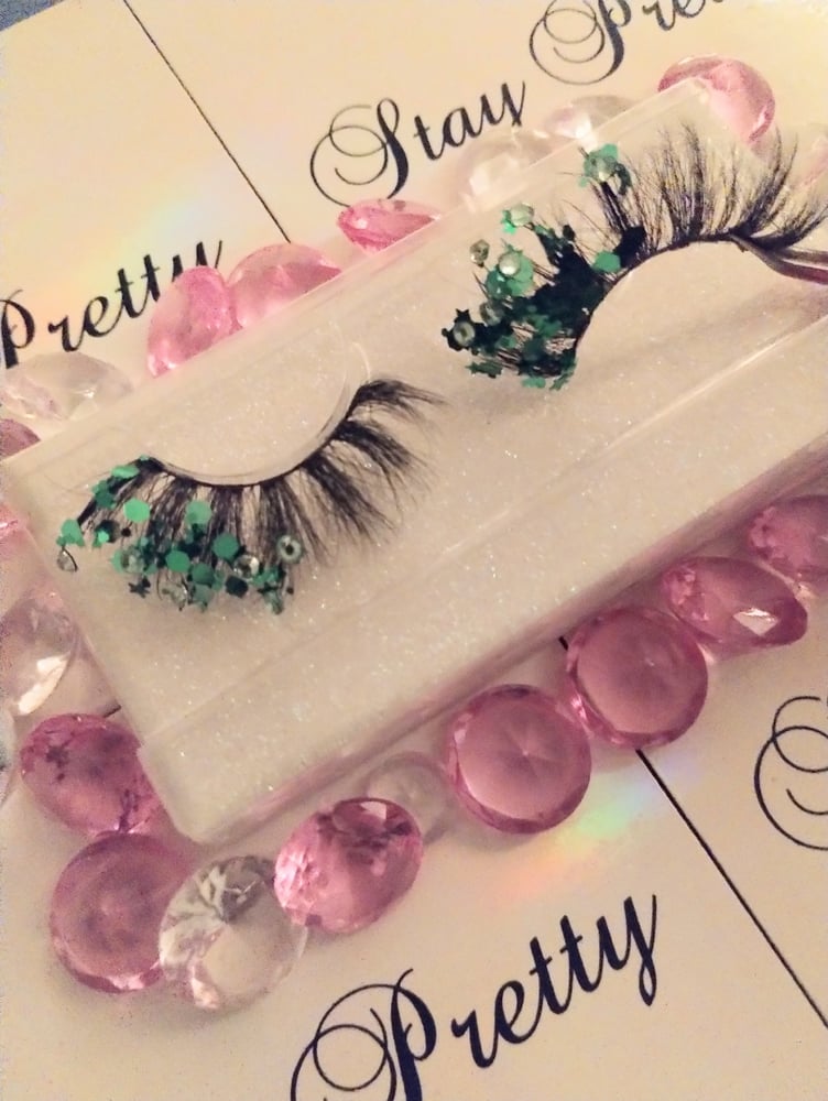 Image of Pretty Green Sparkle ✨💚