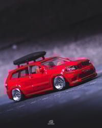 Image 6 of JEEP GRAND CHEROKEE SRT CUSTOM