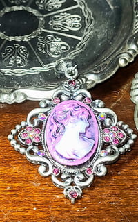 Image 1 of Purple Cameo Pendant