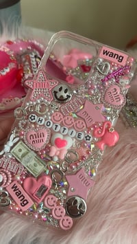 Image 3 of Pink Luxe FreeStyle Phone Case