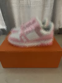 Image 1 of LNV Pink