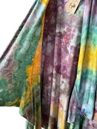 Image 6 of 1XL Drapey 3/4 Sleeve Cardigan With Pockets in Rustic Watercolor Ice Dye