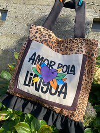 Image 5 of Bolsiña feita a man. AMOR POLA LINGUA leopardo. Modelo exclusivo!