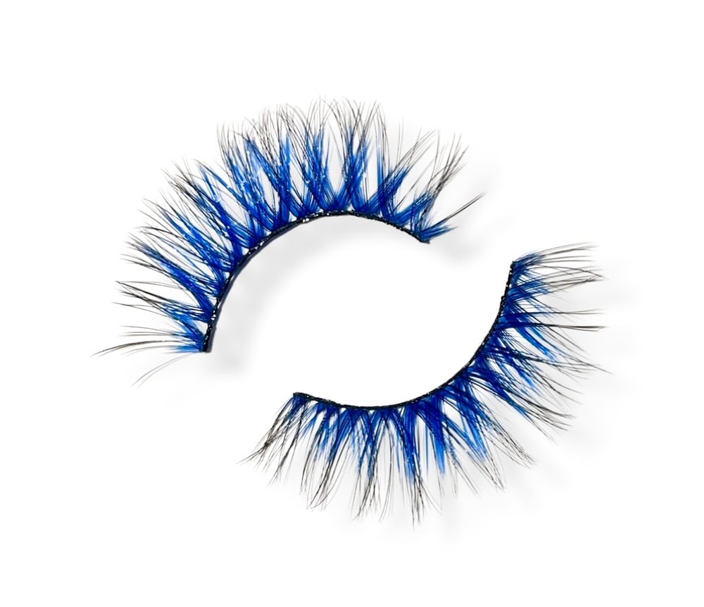 Image of GlitznGlamz Fire Flame Cruelty Free Mink Lashes