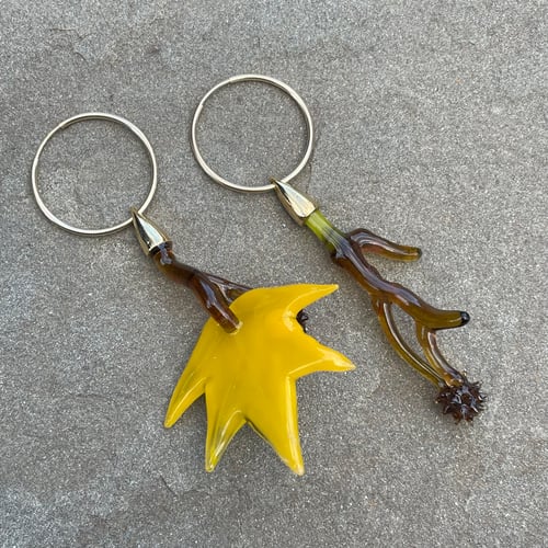 Image of Sycamore In Fall Dangles