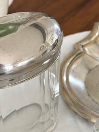 Image 9 of Ensemble ancien de flacons de toilette