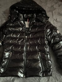 Image 1 of M shiny puffer jacket🖤✨