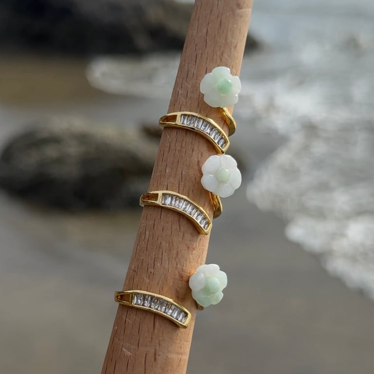 jade blossom ring Image 2