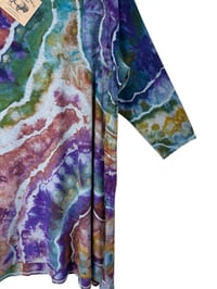 Image 2 of ♻️ UPCYCLED 1X Plus Jersey Knit Tunic Top in Earthy Geode Ice Dye
