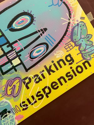 Image of Parking skul (L)