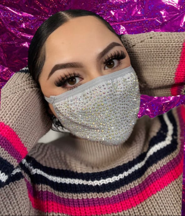 Image of Sparkly Gray Mask / Mascara Brillante Gris